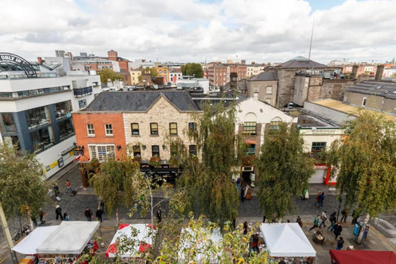 Stylish Soundproof Temple Bar Square Apartment Dublin