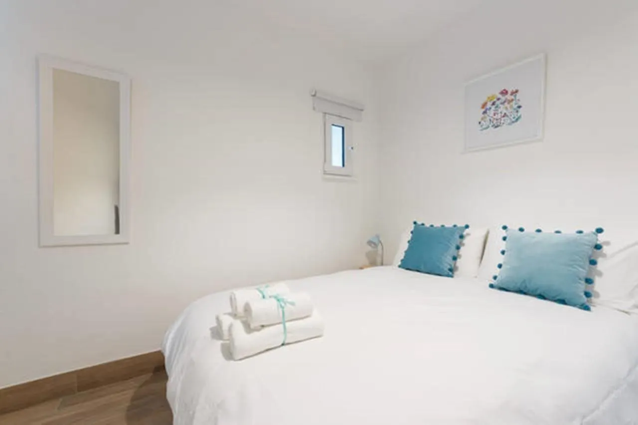 Stylish Soundproof Temple Bar Square Apartment Dublin