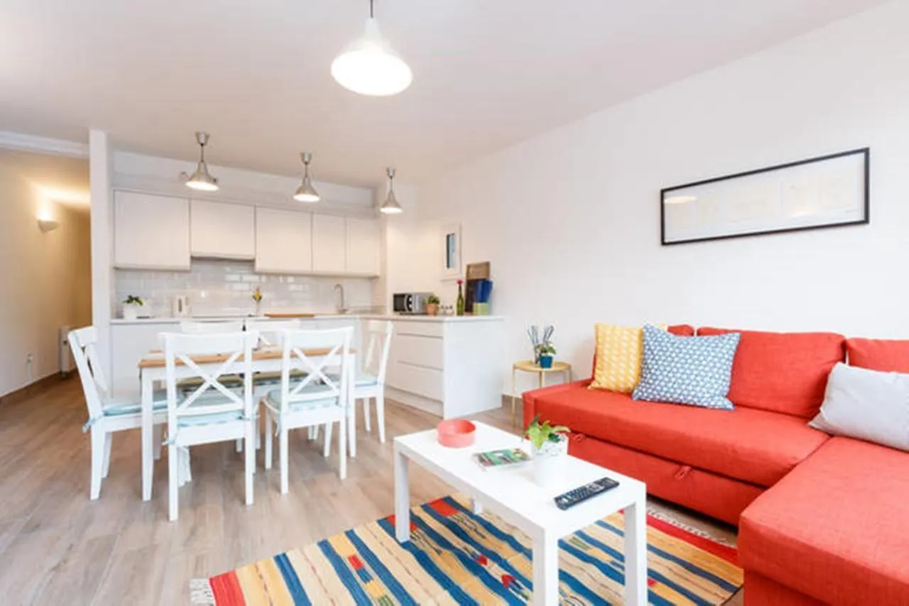 Stylish Soundproof Temple Bar Square Apartment Dublin